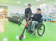 第一台产品3个月后就下线