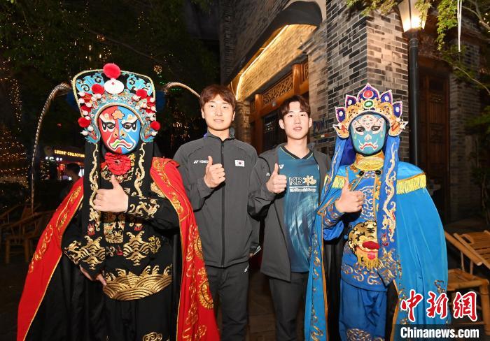 世界青年蓉耀汤尤杯：点赞成都城市活力与青春