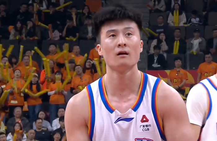 四川男篮创CBA最长连败纪录 28场全败成赛季唯一