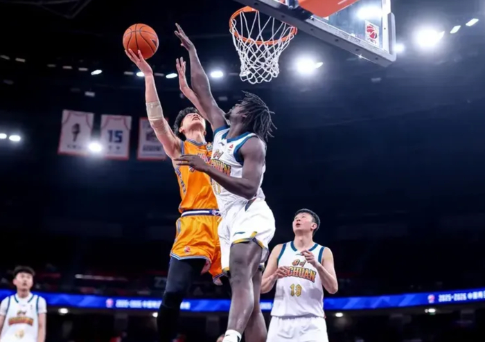 四川男篮创CBA最长连败纪录 28场全败成赛季唯一