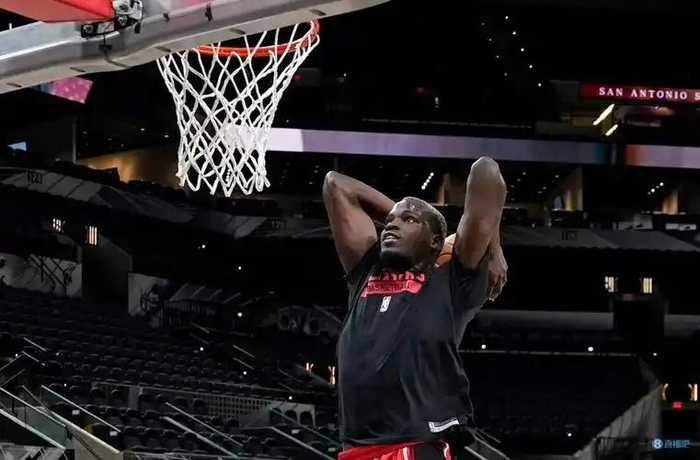 CBA季后赛外援名单调整引连锁反应