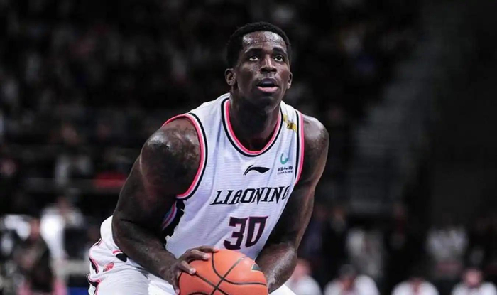 CBA季后赛外援名单调整引连锁反应