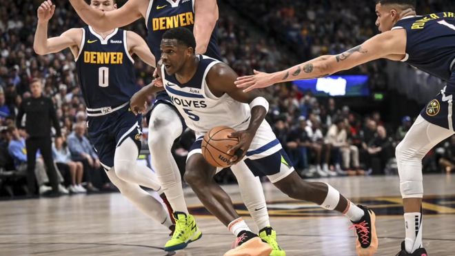 NBA季后赛多场对决引爆赛点争夺 凯尔特人雷霆领